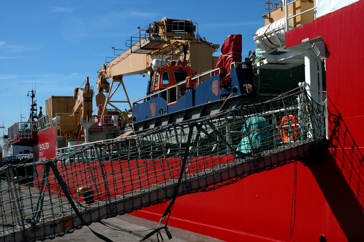 The Shack moored in Monte