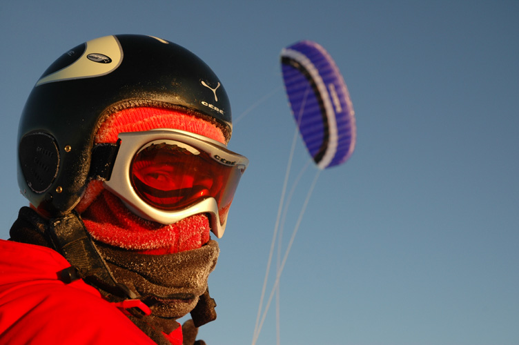 Kirsty with kite above