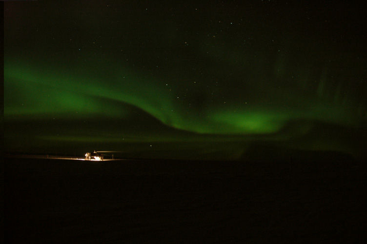 Aurora curls over the Piggott