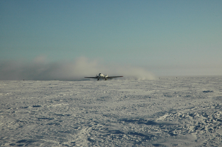 Basler (DC3) landing at Halley