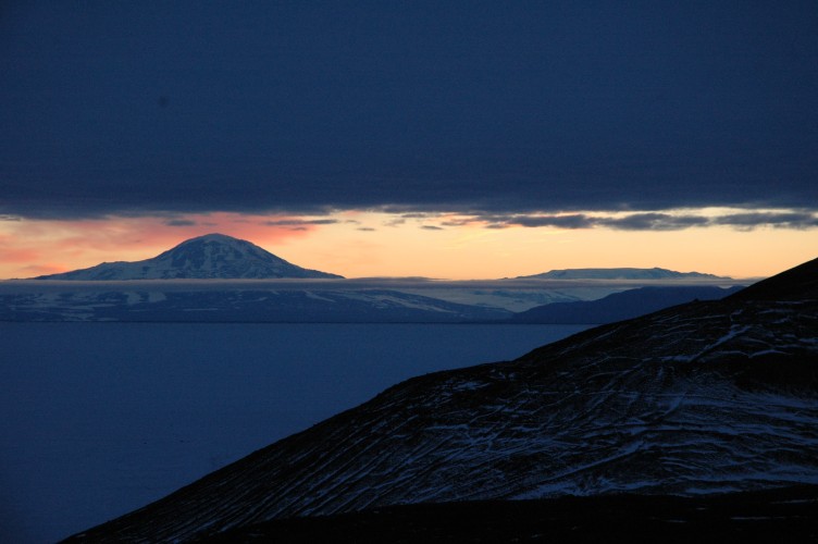 Mount Discovery from the slopes of Crater Hill