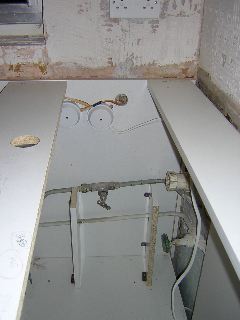 Built-in corner cabinet
