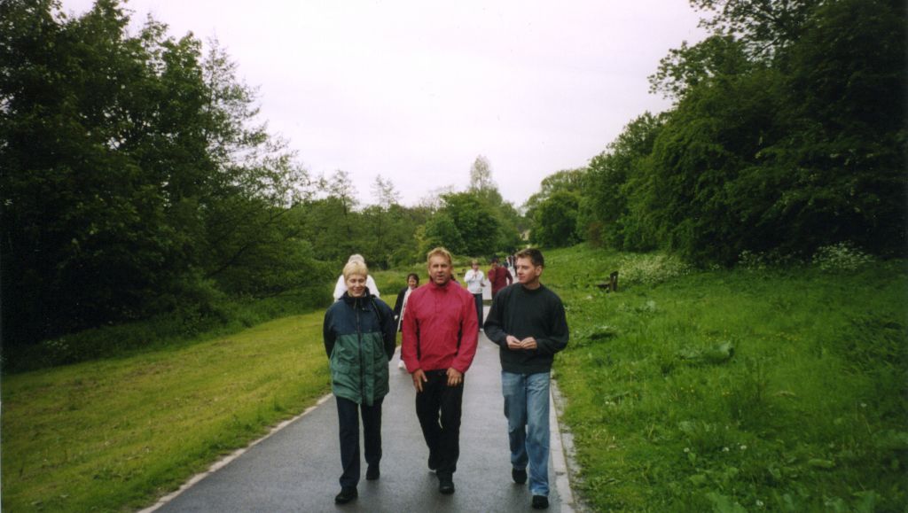 Stroll - Suzanne, Jonathan, Alistair
